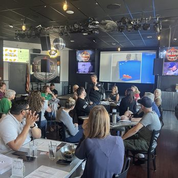 The Cove Bar & Grill - Sports Bars Near Me - Murrieta, California