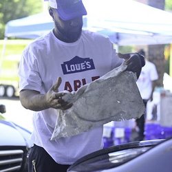 Lowes sponsored Miracle Perfection Carwash and Detailing 3941 Riverdale Rd. These guys know what they are doing!!
