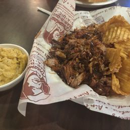 Riblets and Mac and cheese - very bland