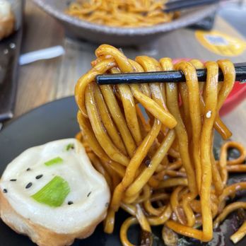 Dumpling Hours - Ginger & Scallion Noodles and a Pork Bun - Dim Sum Near Me - Walnut Creek, California Dumpling Hours - Ginger & Scallion Noodles and a Pork Bun - Dim Sum Near Me - Walnut Creek, California