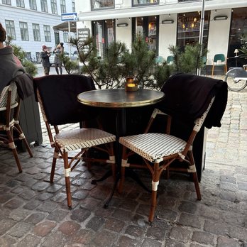 Cafe Wilder - Cafe Wilder, dining al fresco - Cafes Near Me - København K, 84 Cafe Wilder - Cafe Wilder, dining al fresco - Cafes Near Me - København K, 84
