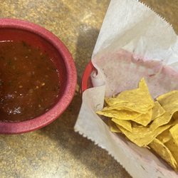 El Comal - Chips y Salsa