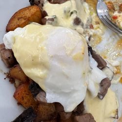 ROAST BEEF HASH BENEDICT