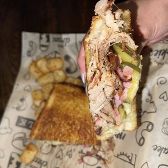 I Heart Mac & Cheese - Cuban Grilled Cheese - Pasta Shops Near Me - Virginia Beach, Virginia I Heart Mac & Cheese - Cuban Grilled Cheese - Pasta Shops Near Me - Virginia Beach, Virginia