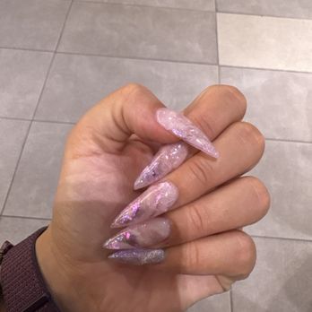 Daisy Nails - Nail Salons Near Me - Lancaster, California