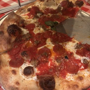Grimaldi's Pizzeria - Pepperoni and sausage pizza - Pizza Near Me - Scottsdale, Arizona