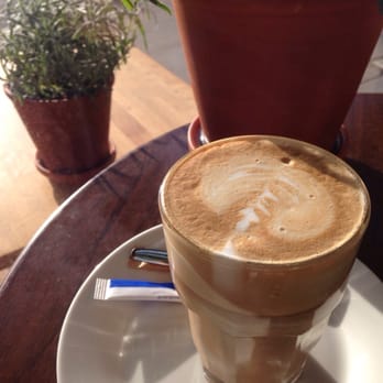Cafe Octane - Latte - Cafes Near Me - London, XGL