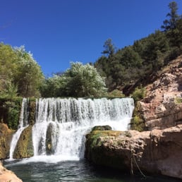 4 miles hike down on fossil springs trailhead lead you to this fossil springs. 4 miles down means 4 miles up later