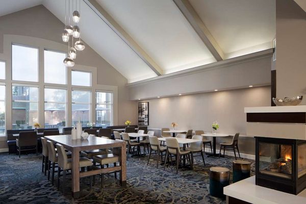 Sonesta ES Suites Fresno by null
