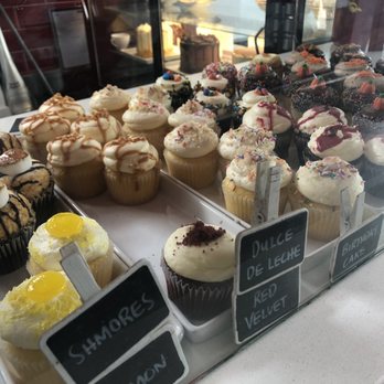 The Rolling Pin - Cupcakes - Bakeries Near Me - Toronto, Ontario The Rolling Pin - Cupcakes - Bakeries Near Me - Toronto, Ontario