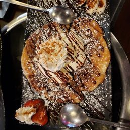Ho-Teuk ice cream ~ a cinnamon pancake with ice cream. Ho-Teuk ice cream ~ a cinnamon pancake with ice cream.
