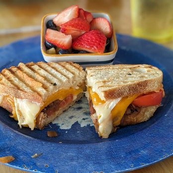 La Grignote - Grilled cheese panini with fresh fruit - Bakeries Near Me - Key West, Florida La Grignote - Grilled cheese panini with fresh fruit - Bakeries Near Me - Key West, Florida