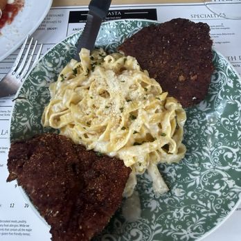 Bella Limone - Alfredo add crispy chicken - Italian Near Me - Royal Oak, Michigan Bella Limone - Alfredo add crispy chicken - Italian Near Me - Royal Oak, Michigan