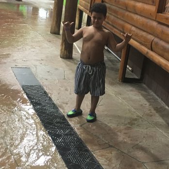 Splash Universe - Water Parks Near Me - Dundee, Michigan