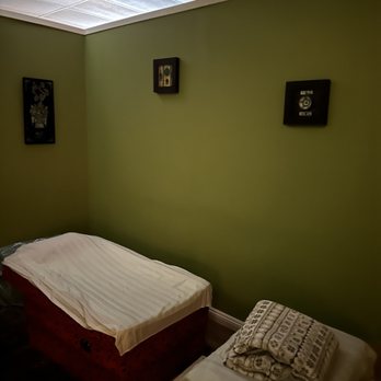 Magical Massage Spa - Couples room - foot massage beds - Massage Therapy Near Me - San Diego, California Magical Massage Spa - Couples room - foot massage beds - Massage Therapy Near Me - San Diego, California