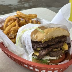 Dubl-R Old Fashioned Hamburgers - Cheeseburger