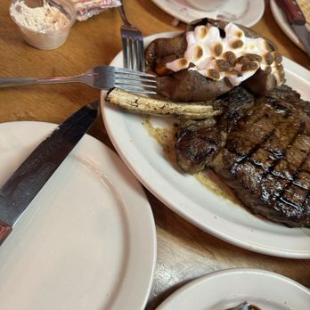 Texas Roadhouse - Steakhouses Near Me - College Station, Texas