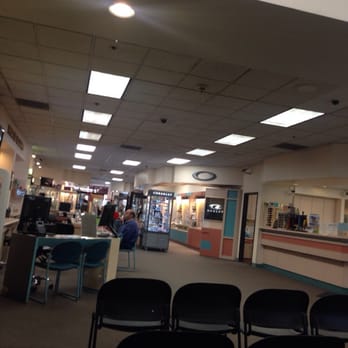 Linden Optometry - Entrance.. - Optometrists Near Me - Pasadena, California