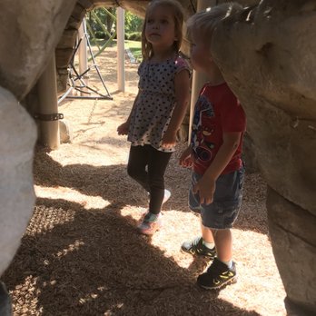 Mayfair Park - Parks Near Me - Simi Valley, California