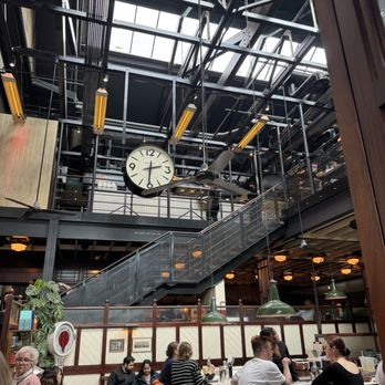 Dishoom - Very impressive interior - Indian Near Me - London, XGL