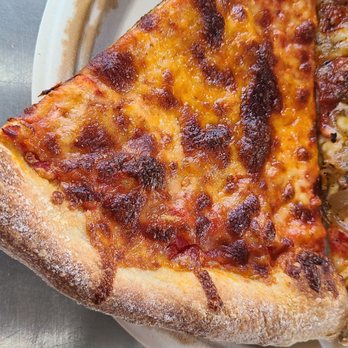 Frank & Andrea - Cheese pizza - Pizza Near Me - Minneapolis, Minnesota Frank & Andrea - Cheese pizza - Pizza Near Me - Minneapolis, Minnesota
