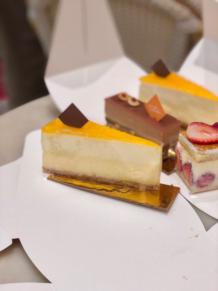 Cocola Bakery