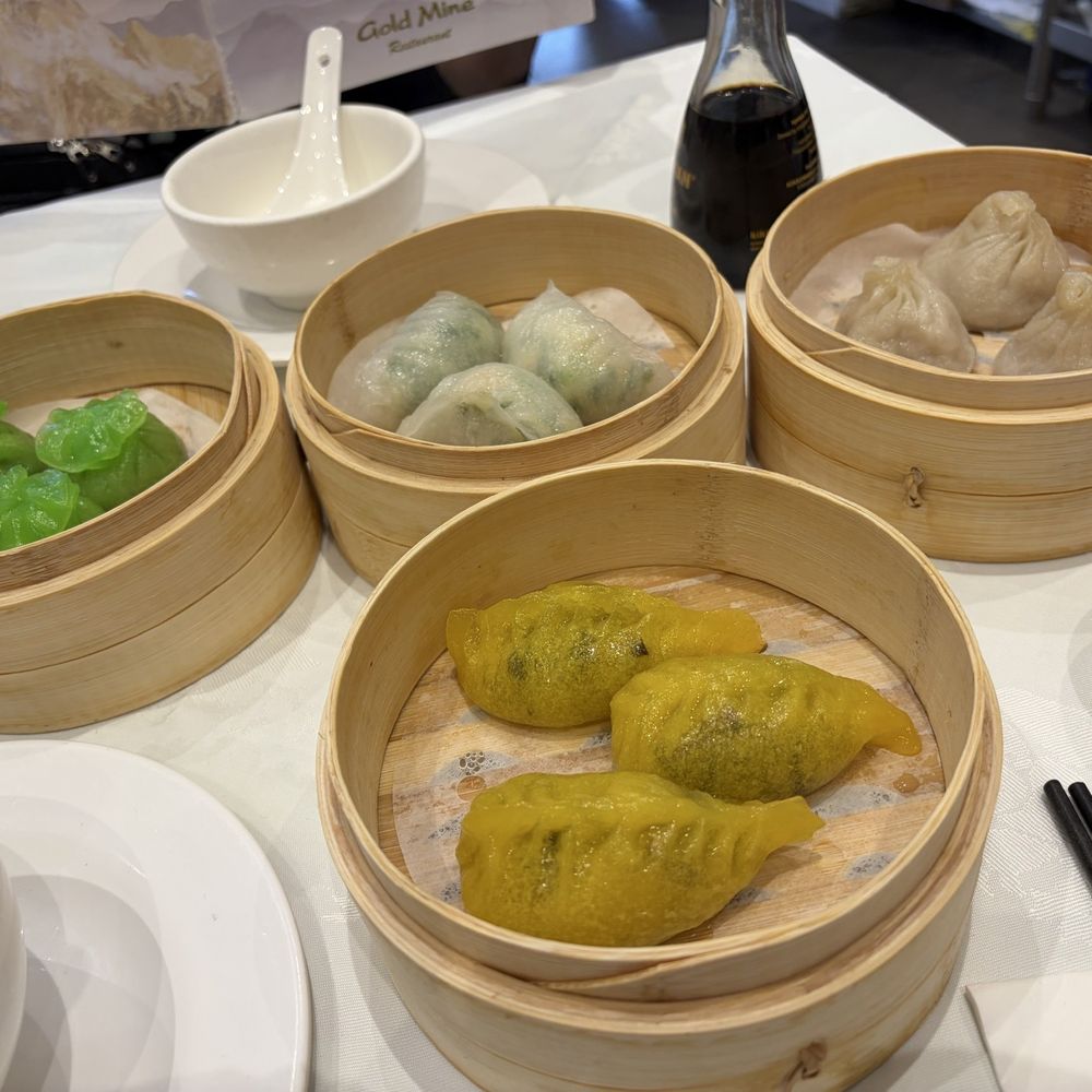 Gold Mine - Dumplings - Chinese Near Me - London, XGL