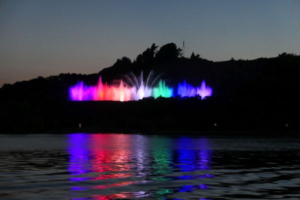 Grand Haven Musical Fountain by null