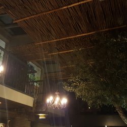 Pannekoekenbakker Restaurant De - Een mooi rieten plafond.