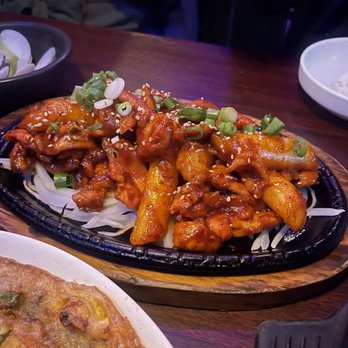 JJAN - Gastropubs Near Me - Los Angeles, California JJAN - Gastropubs Near Me - Los Angeles, California