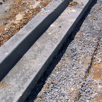Caldwell Paving - a close up of a concrete curb - Masonry/Concrete Near Me - Charleston, Tennessee Caldwell Paving - a close up of a concrete curb - Masonry/Concrete Near Me - Charleston, Tennessee