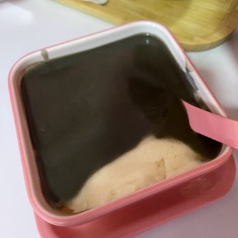 Kowloon Tong - Sesame soup with tofu flower - Desserts Near Me - Brooklyn, New York