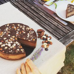 Nourish 180 - Raw Vegan Chocolate Hazelnut Cheesecake