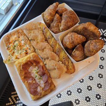 Paris Baguette - Coffee & Tea Near Me - Lynnwood, Washington Paris Baguette - Coffee & Tea Near Me - Lynnwood, Washington