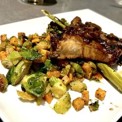 Venue Restaurant & Lounge - Pork Wild MushroomChop