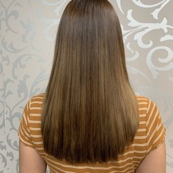 Graciela's Salon - After