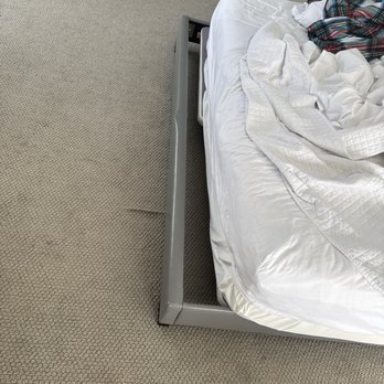 Magical Vacation Homes - Bed frames don't fit the mattresses - Vacation Rentals Near Me - Davenport, Florida Magical Vacation Homes - Bed frames don't fit the mattresses - Vacation Rentals Near Me - Davenport, Florida
