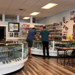 Rocklin Sports Cards & Collectibles - Store