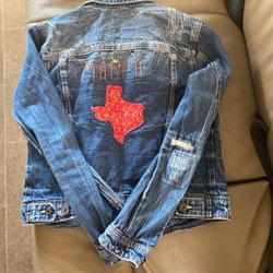 Esperanza Vintage and Art - One of a kind women's jacket. Artist Richard Kurtz said wearing this will get me the front of any concert, haha