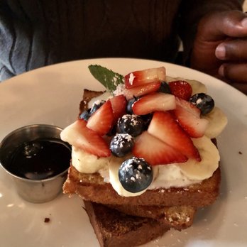 Lyon Hall - French toast - Brasseries Near Me - Arlington, Virginia Lyon Hall - French toast - Brasseries Near Me - Arlington, Virginia
