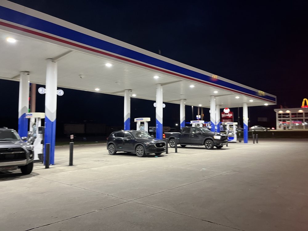 MARATHON Updated July 2024 11 Photos 3213 US Hwy 227, Carrollton