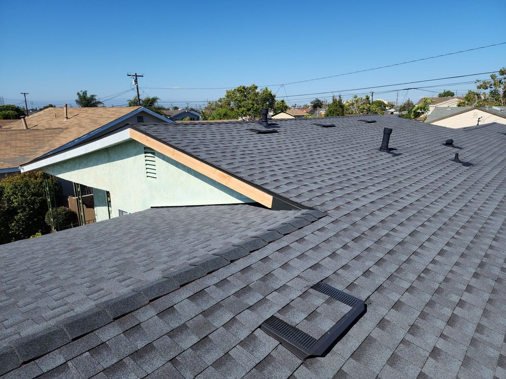 Slide of Accurate Roofing Solutions