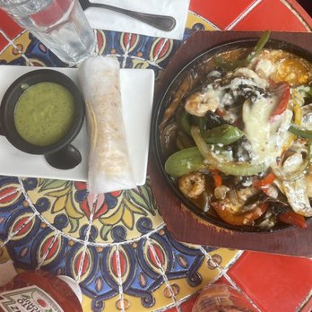Yuca Bar - Fajitas - Latin American Near Me - New York, New York Yuca Bar - Fajitas - Latin American Near Me - New York, New York