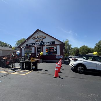 Trader Jon's - Jewelry Near Me - Round Lake Beach, Illinois Trader Jon's - Jewelry Near Me - Round Lake Beach, Illinois