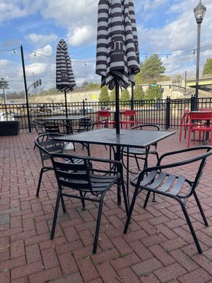 Creatwood Tavern & Rooftop by null
