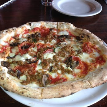 Cane Rosso - Pizza Near Me - Dallas, Texas