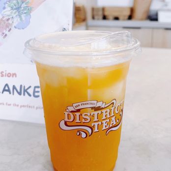 District Tea - Peach float - Bubble Tea Near Me - San Francisco, California