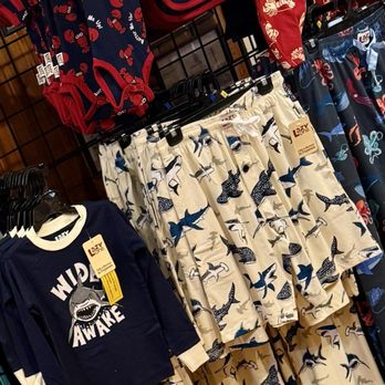 Bahrs Landing Restaurant - Cute clothing with sharks and lobsters in gift shop. - Seafood Near Me - Highlands, New Jersey