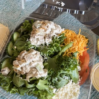 Aladdin’s Eatery-New Albany - Chicken salad salad - Mediterranean Near Me - Westerville, Ohio