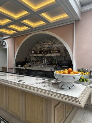 The Restaurant at Hotel Bel-Air by null